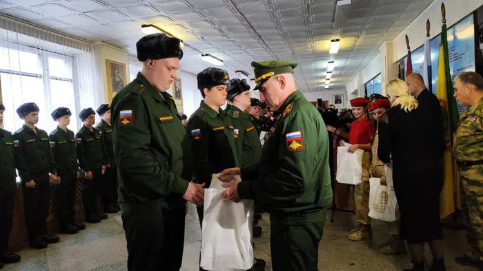 17 октября в Пензе торжественно отправили призывников на несение срочной службы