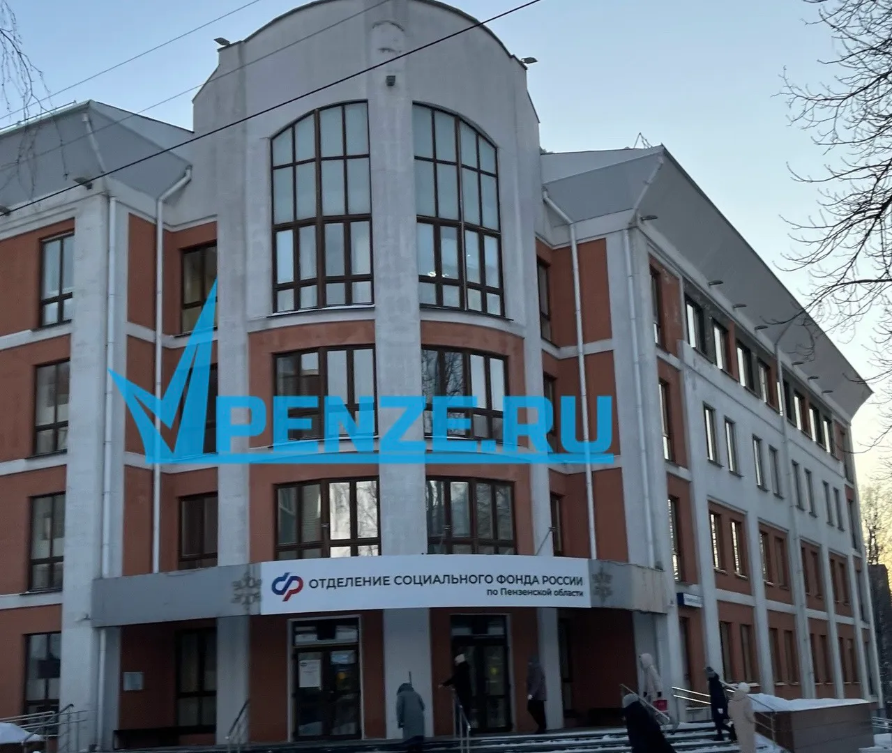 Судебный пристав чуть не лишил инвалида пенсии