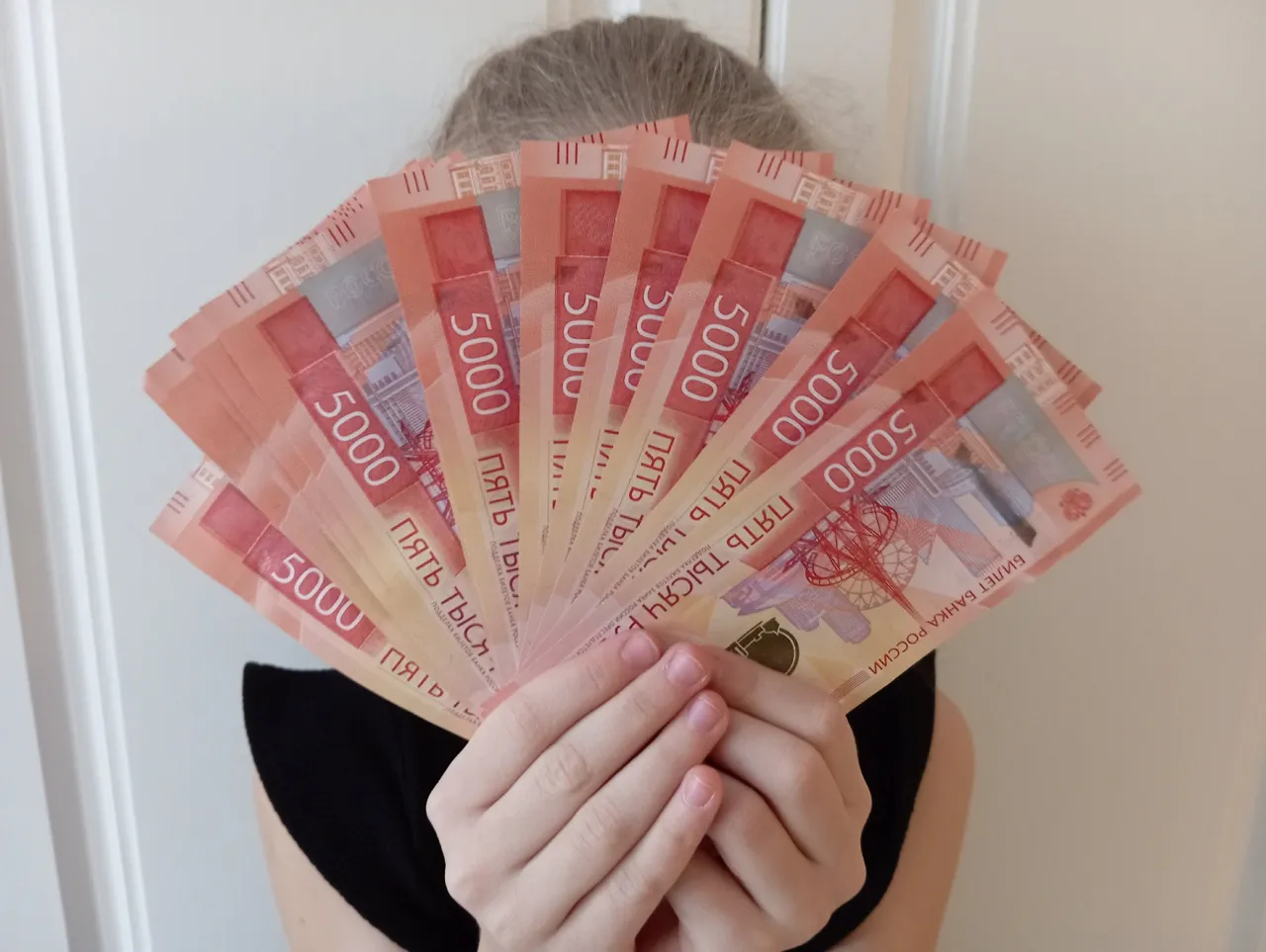 Денежный поток откроется только этим Знакам: с 16 июня эти счастливчики будут купаться в богатстве — деньги будут прилипать к рукам