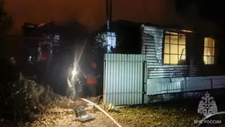 В Пензе при пожаре в двухквартирном доме погиб 60-летний мужчина