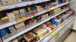 Перед покупкой масла не смотрю на цену, а щупаю. Вот простой способ отличить настоящее от подделки