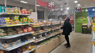 Взяла в "Магните" борщ в банке за копейки. Стоит ли он своих денег, и что оказалось внутри - честный отзыв