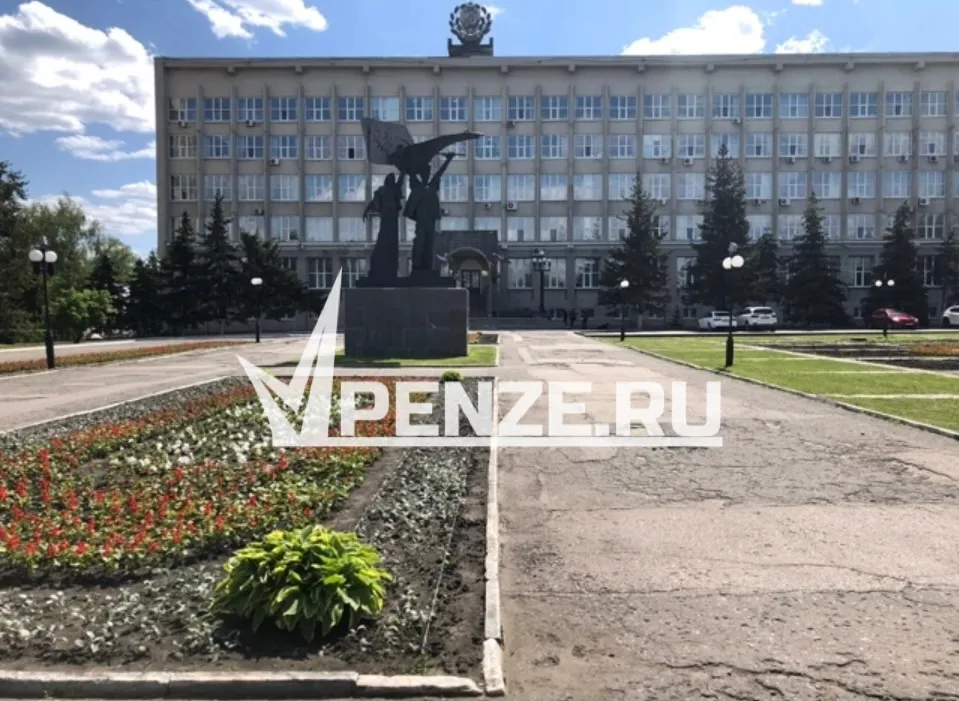 Источник: в мэрию Пензы нагрянули СК и ФСБ