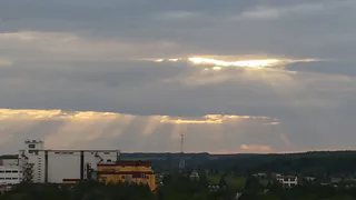 Погода в июне: какие регионы России накроют дожди, а кто будет изнывать от адской жары — рассказали синоптики