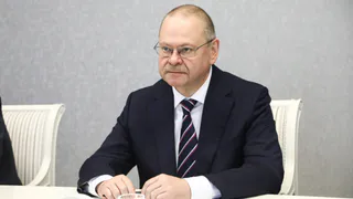 Олег Мельниченко поздравил сотрудников органов следствия с профессиональным праздником