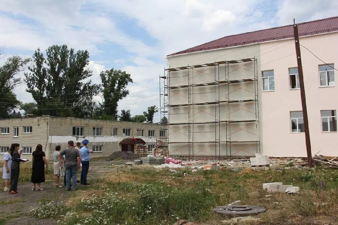 Прокуратура выявила нарушения при ремонте школы в Городище