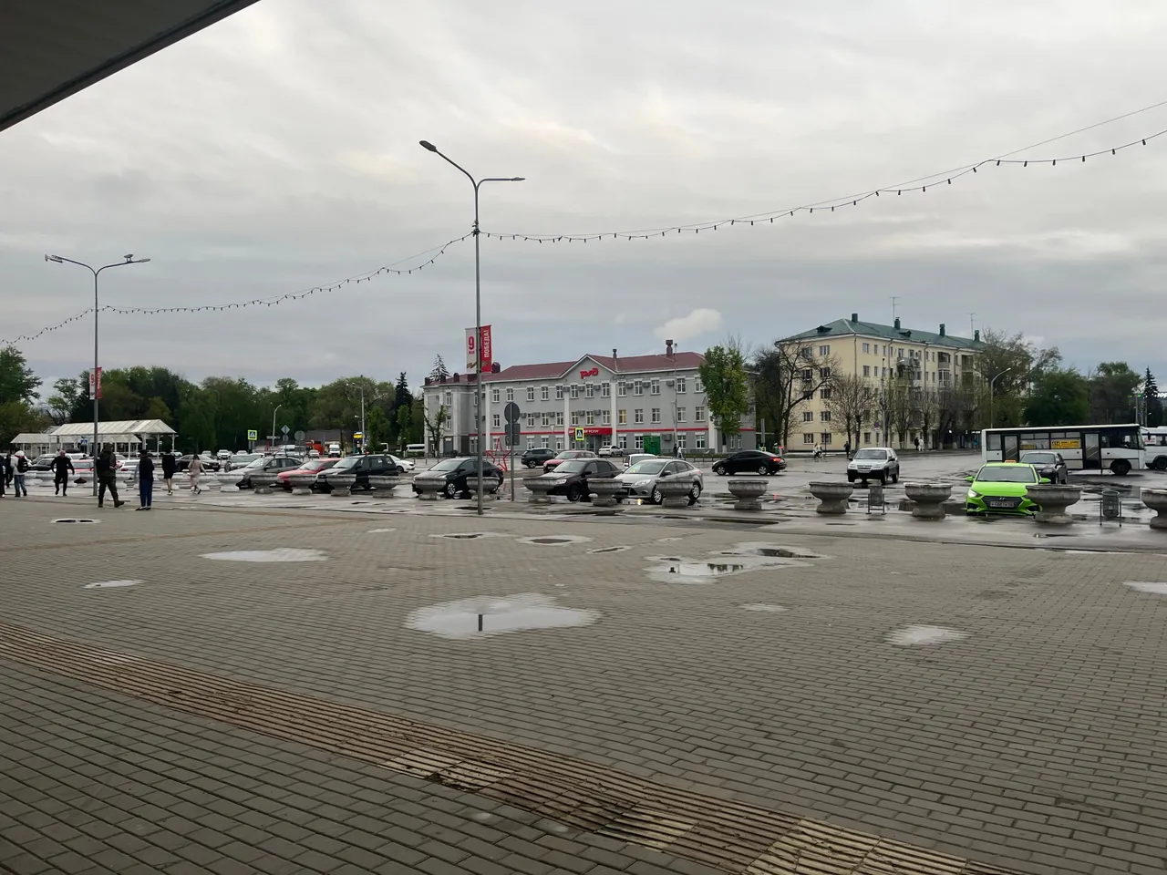 Пензенца возмутило отсутствие освещения у железнодорожного вокзала