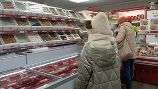 Раньше всегда хвалила в "Ермолино" пирожные, а тут увидела их состав - делюсь впечатлениями