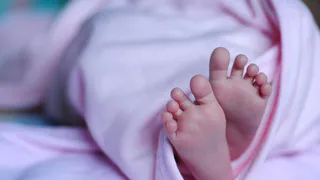 Это благородное имя для девочки: пришло к нам много столетий назад еще из Древней Греции - переводится как «наполненная жизнью»