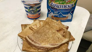 Кружевные блины на Масленицу: столько дырочек я ещё не видела, мягкие, тонкие, как пух — и невероятно вкусные