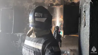 Пожар на Лядова в Пензе: из подъезда эвакуировали семь человек