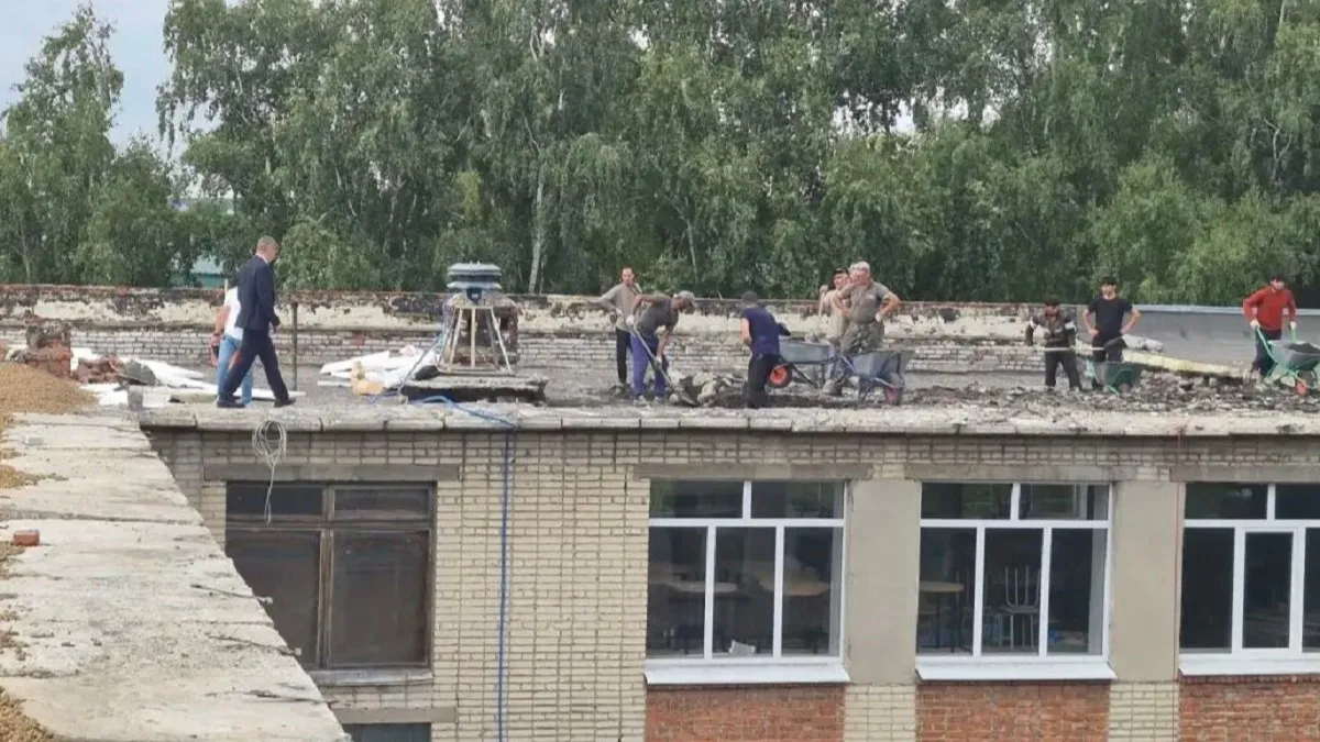 В Кузнецке после смены подрядчика продолжается ремонт школы №14
