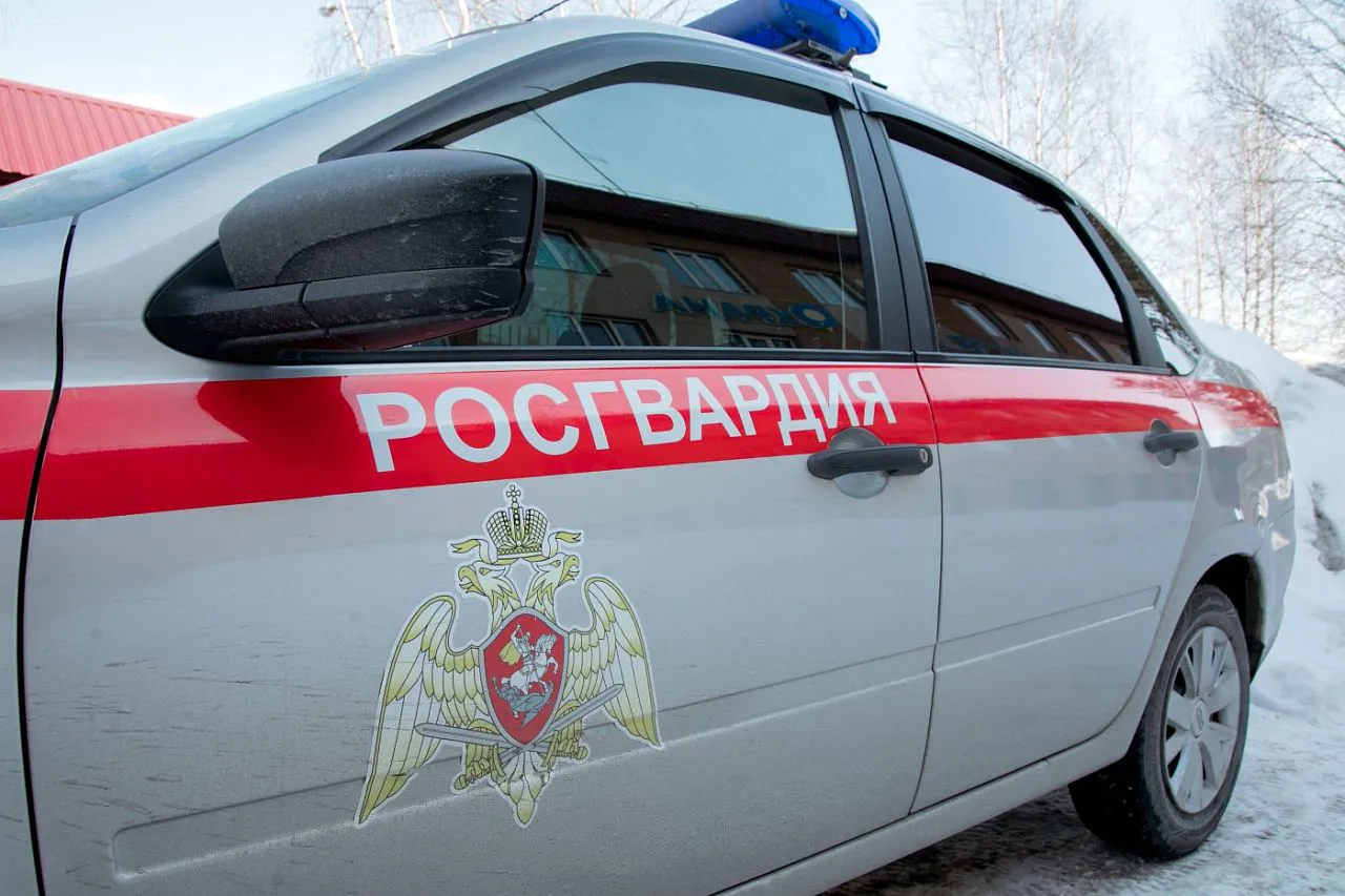 В Пензе росгвардейцы помогли пенсионеру с потерей памяти