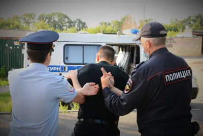 Жителю Никольска грозит реальный срок за использование чужих денег с найденной карты