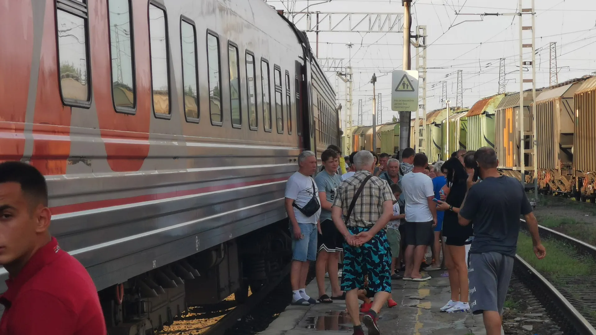Выкупаю два места в плацкарте на себя: пассажиры в шоке - нашла простой способ сделать путешествие комфортным