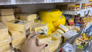"Такой сыр даже даром брать не нужно - он в черном списке": вот что выяснило Роскачество