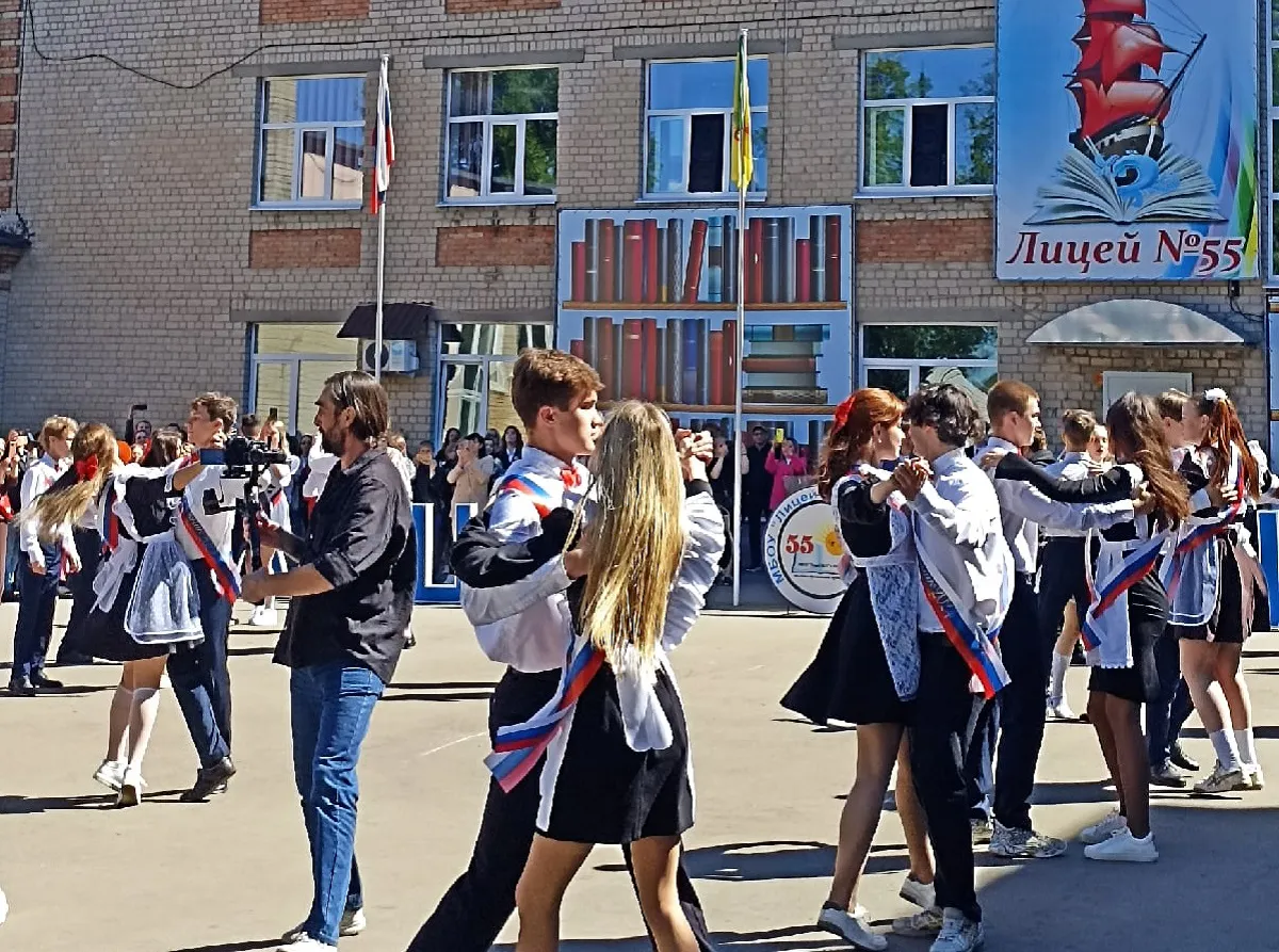 Городские власти ограничили продажу спиртного в Пензе во время проведения последнего звонка