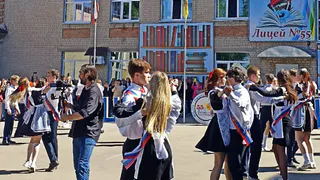 Городские власти ограничили продажу спиртного в Пензе во время проведения последнего звонка