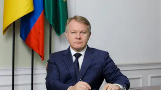 Глава Пензы поздравил выпускников с Последним звонком