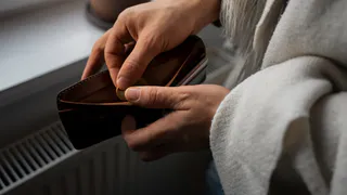 Жительнице Пензенской области грозит срок за трату денег из чужого кошелька