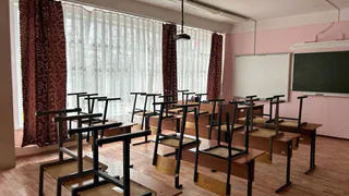 Алексей Фомин проверил, как продвигается ремонт в школе с. Потодеево Наровчатского района