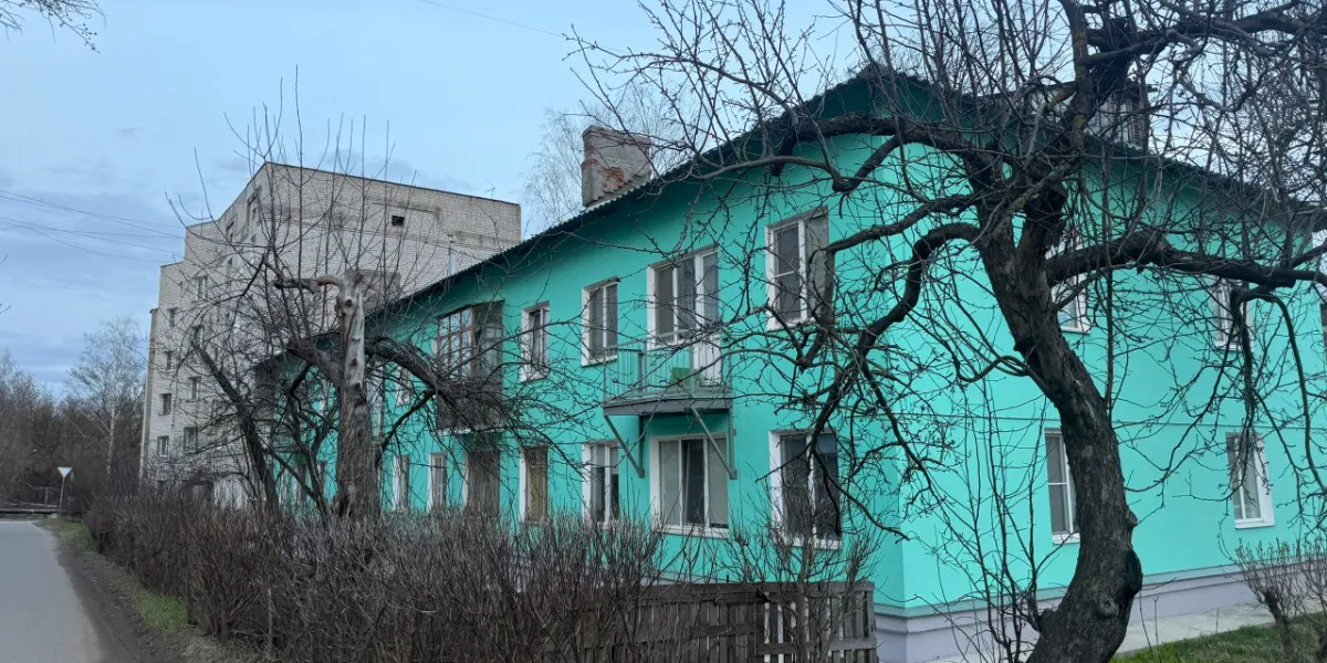В Пензе жильцы дома на пр-де Богданова жалуются на затопленный подъезд