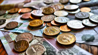 Работаете 12 часов в день, а живёте на уровне выживания: вот какая причина мешает вам богатеть