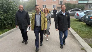 Глава Пензы поручил УЖКХ контролировать гарантийный ремонт асфальта во дворах