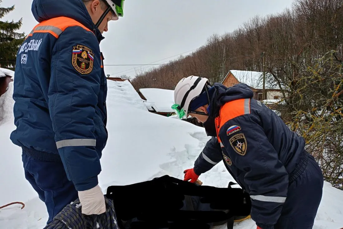 Пожилой мужчина умер на крыше дома в Пензе