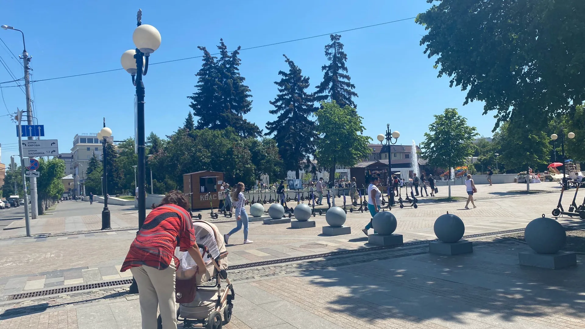 Спасения не будет даже в тени: синоптики назвали даты начала беспросветной жары в России