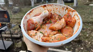 По совету подруги посыпала курицу содой, - теперь это мой любимый рецепт
