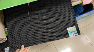 Беру в Fix Price прорезиненные коврики сразу стопкой: соседи посмеивались, пока не увидели, куда я их приспособила