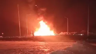 На трассе М5 "Урал" возле ЖК Арбековская после ДТП сгорела фура