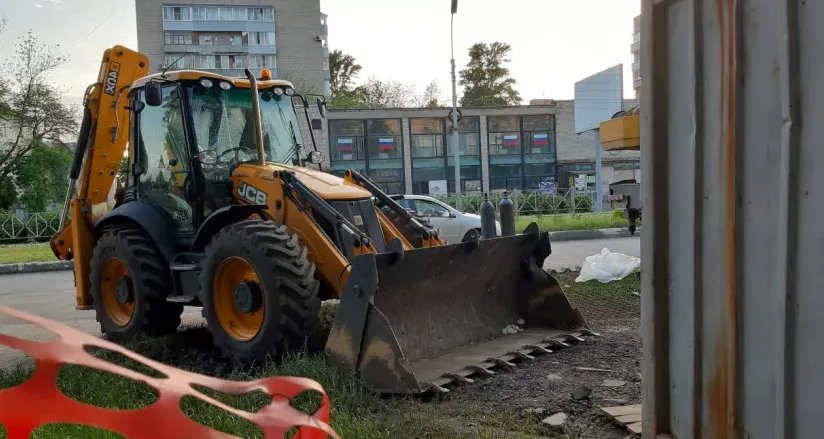 Верховный суд поставил точку в споре: можно ли обгонять сельхоз-технику через сплошную линию разметки - что делать, если по трассе ползёт трактор