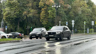 Инспектор ГАИ поставил жирную точку в вопросе: можно ли выехать на обочину через сплошную