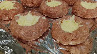 Готовлю котлеты в духовке: они выше, пышнее и сочнее, чем на сковороде! 3 хитрости