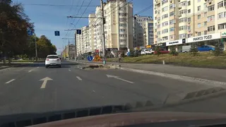 На улице Пушкина в Пензе разрыли недавно уложенный асфальт из-за поврежденного трубопровода