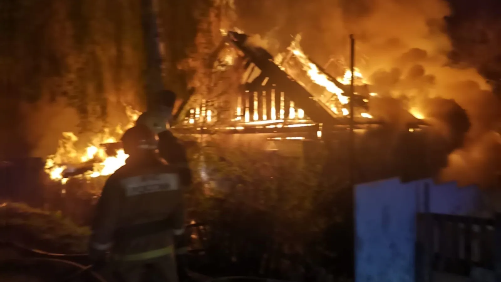 В Пензенской области за сутки потушили восемь техногенных пожаров