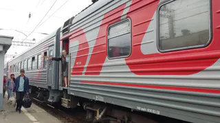 Выбросят из вагона вместе с вашими чемоданами: в РЖД ужесточили правила, теперь не поможет даже купленный билет