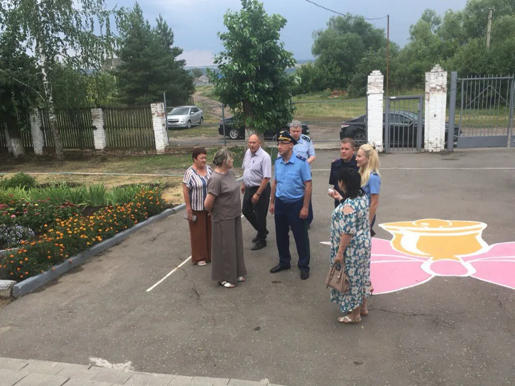 Прокурор Пензенской области оценил состояние школы в Нижнеломовском районе