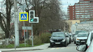 Денисов поручил усилить работу по вывозу брошенных машин с пензенских дворов