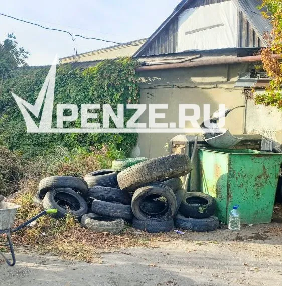 Даже бесплатно сдавать не хотят: как Пенза превратилась в кладбище старых автомобильных покрышек