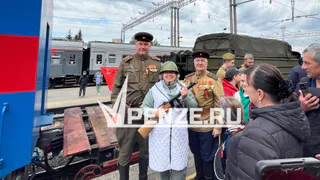 Пензенцы в третий раз встретили «Паровоз Победы»: тысячи горожан посетили музей военной техники