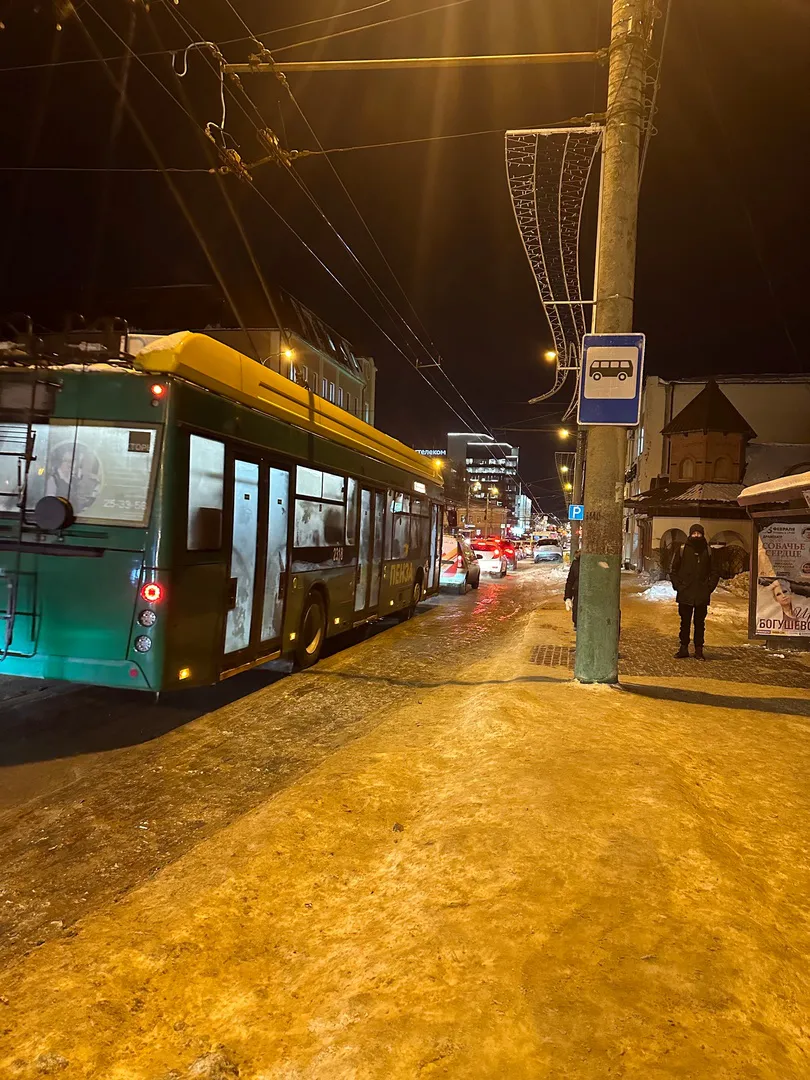 Пенсионерка пострадала во время поездки на пензенском троллейбусе