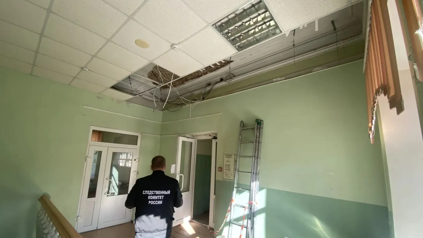 В Пензе проверяют обрушение потолка в медицинском колледже