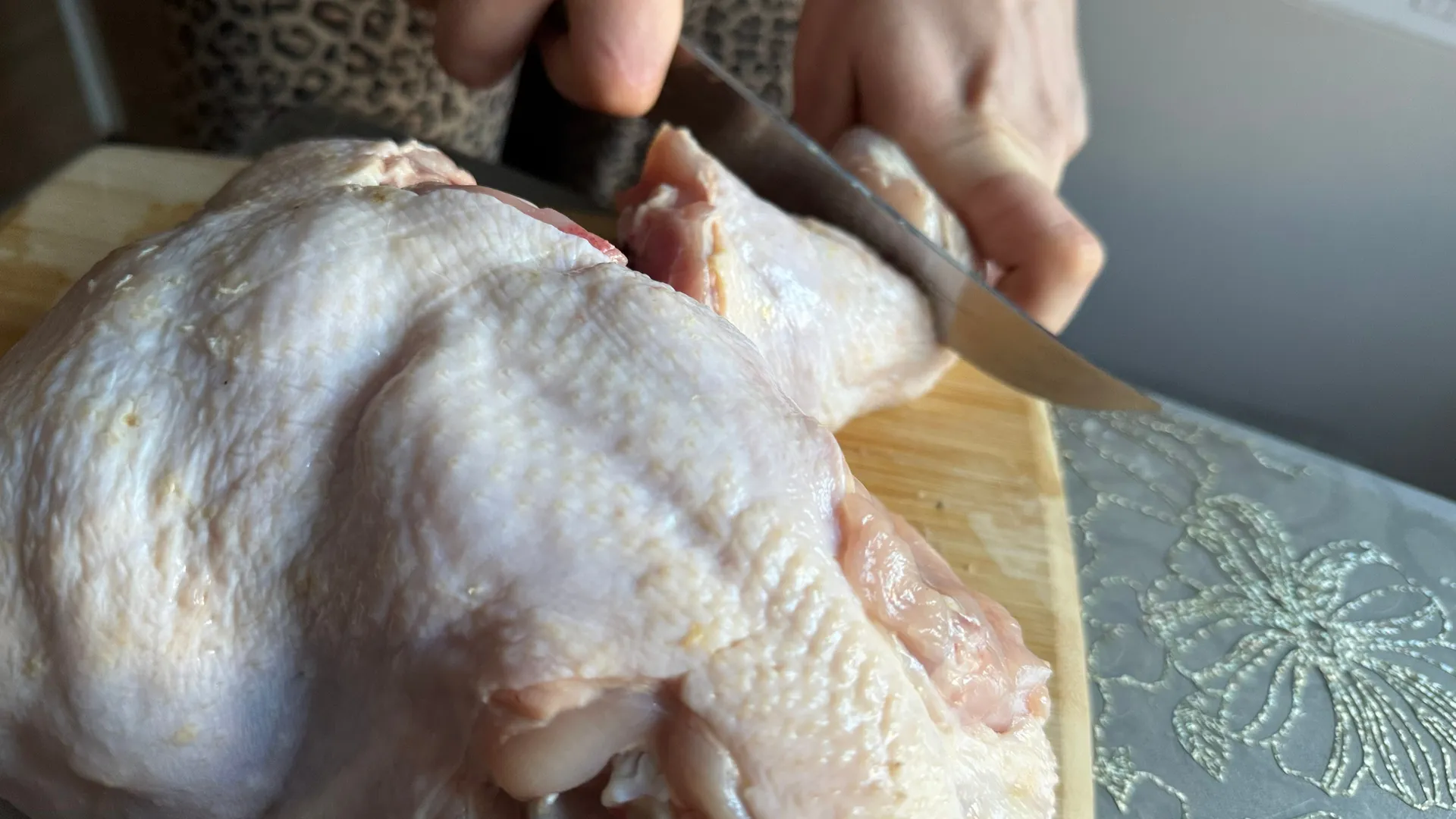 Что дешевле — филе, голени или целая курица: проверила на себе расчёт и ахнула - наконец-то открылись глаза на покупки